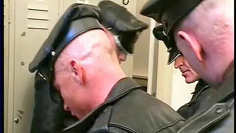 Leather longest, leather cops, gay leather bluf