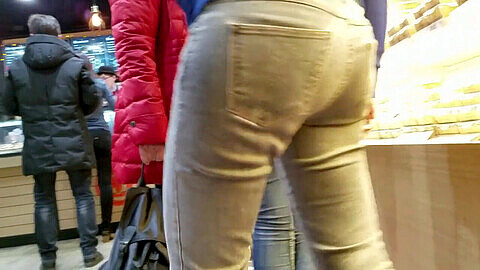 Voyeur jeans ass, candid jeans, candid