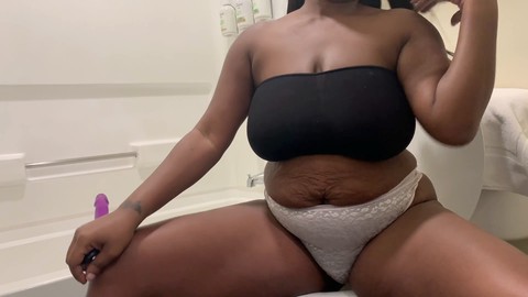 Milf, twerking, ebony cam girl