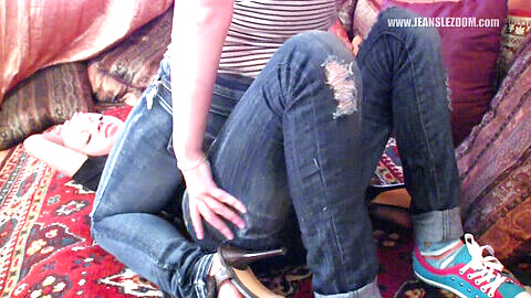 Brutal facesitting jeans, super tight hollister jeans, siadanie na twarzy w dżinsach