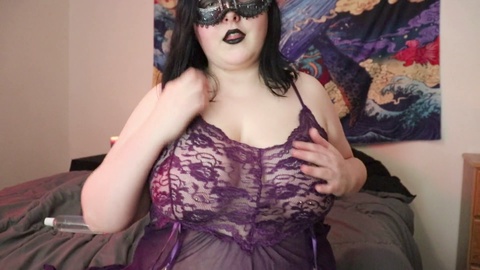 Voluptuous BBW craves to climax with you
