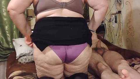 Curvy mom with a big ass takes a leap and rides on top