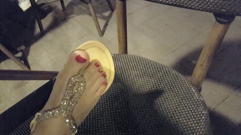 Very sexy, very very sexy, foot worship