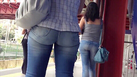 Tight jeans, tight gand, candid upskirt