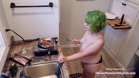 Lil Kiwwi Monster cooks with enthusiasm and savors jizz-covered bacon!