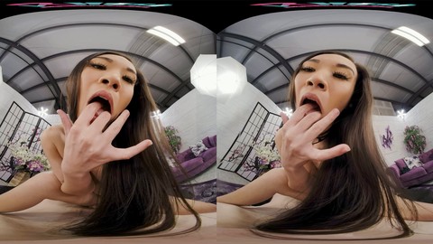 Kimmy Kimm's steamy Seoul dance in virtual reality