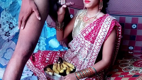 Pareja recién casada celebra el Karwa Chauth con una primera vez de sexo sensacional