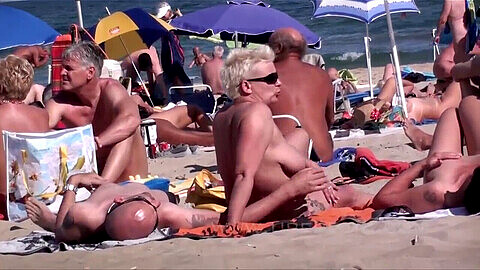 Nude beach, voyeur shower, voyeur long