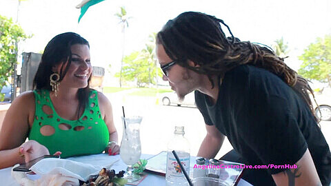 ¡Angelina Castro con sus deliciosas tetas follando en la azotea de Miami a la vista de todos!