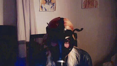 Masked Jocelyn in Black Latex and Israeli Gas Mask - A Kinky Fetish Delight!