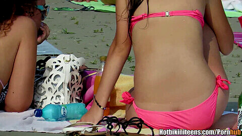 Latina bikini, desi 52 com, topless