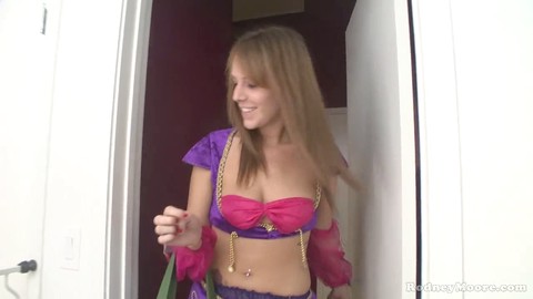 Belly dancing, pussy licking, gulp