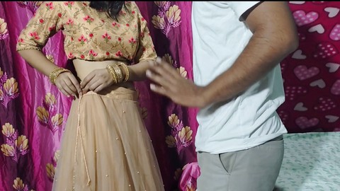 Des demi-frères et demi-sœurs indiens de 18 ans s'engagent dans un jeu de rôle sexuel brutal et hardcore Des demi-frères et demi-sœurs indiens de 18 ans s'engagent dans un jeu de rôle sexuel brutal et hardcore