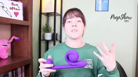 Snail Vibe double-vibing vibrator review, thanks to Peepshow Toys!