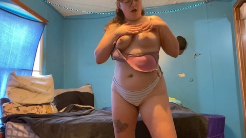 Curvy stepmom with puffy pussy exposes herself and strokes until she reaches a satisfying climax