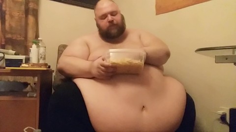 An meinem Winterbauch arbeiten: Meine Vorliebe als Feedee ausleben, Mukbang genießen und meine übergewichtigen Kurven umarmen