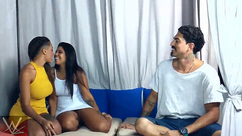 Brasilleiras, hair face wash, latin webcam threesome