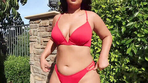 Bri Martinez wears the perfect bathing suit to show off her killer curves!